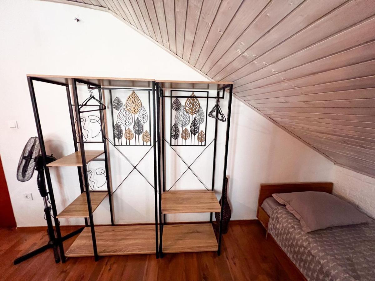 Apartment Cesare 3 Zastražišće 外观 照片
