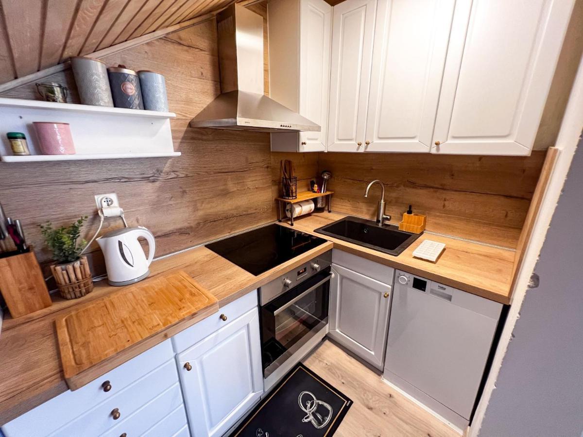 Apartment Cesare 3 Zastražišće 外观 照片