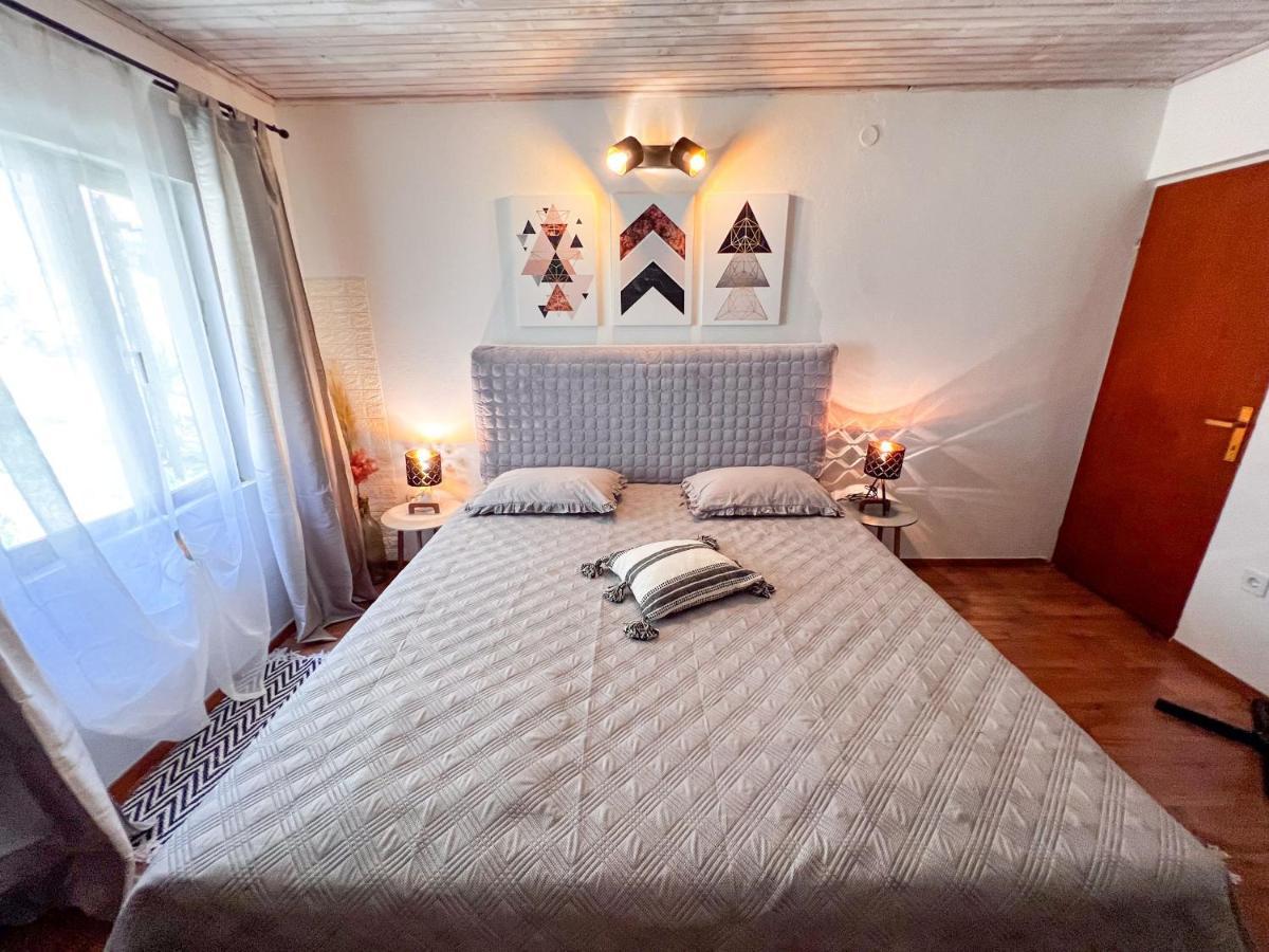 Apartment Cesare 3 Zastražišće 外观 照片