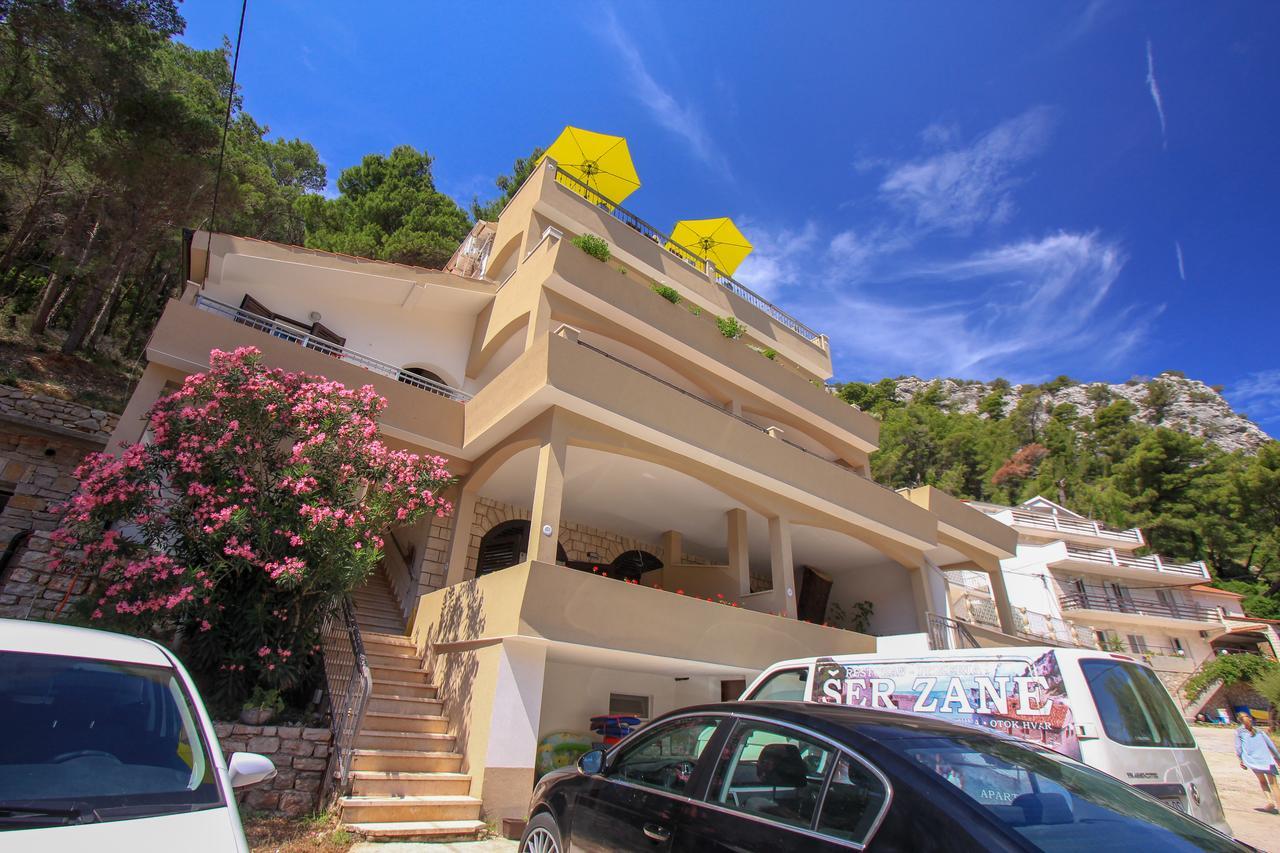 Apartment Cesare 3 Zastražišće 外观 照片